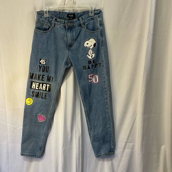 Peanuts/ESP Jeans Denim - ESP Snoopy Women’s Cropped Denim Jeans Size 28” Waist 26” Inseam Tag On